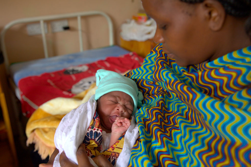 UNICEF kêu gọi tăng cường cuộc chiến chống HIV AIDS ở trẻ em